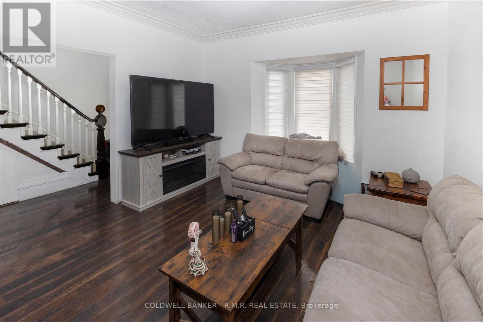 52 Glenelg Street E, Kawartha Lakes (Lindsay), Ontario  K9V 1Z3 - Photo 7 - X12483688