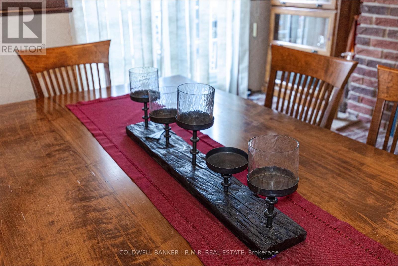 52 Glenelg Street E, Kawartha Lakes (Lindsay), Ontario  K9V 1Z3 - Photo 9 - X12483688