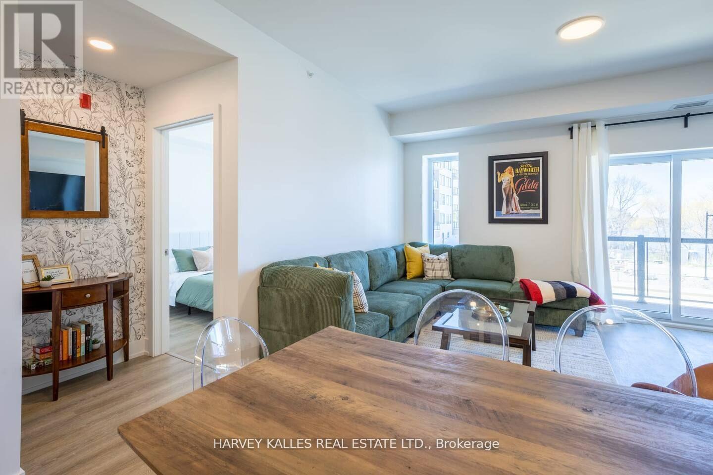 205 - 19b West Street, Kawartha Lakes (Fenelon Falls), Ontario  K9V 1C4 - Photo 3 - X12483593