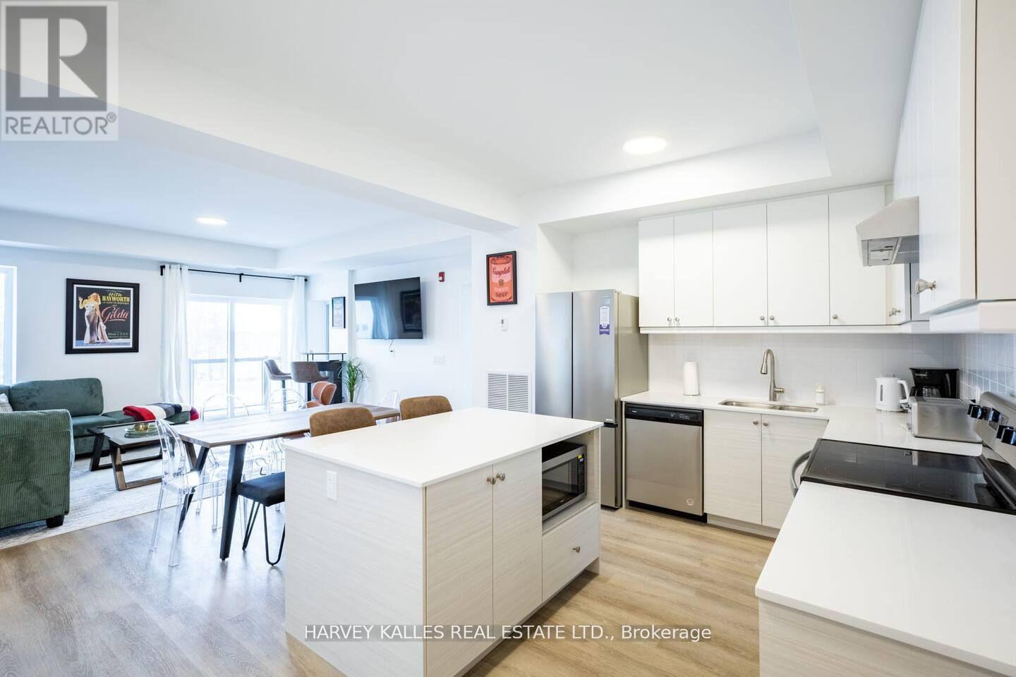 205 - 19b West Street, Kawartha Lakes (Fenelon Falls), Ontario  K9V 1C4 - Photo 7 - X12483593