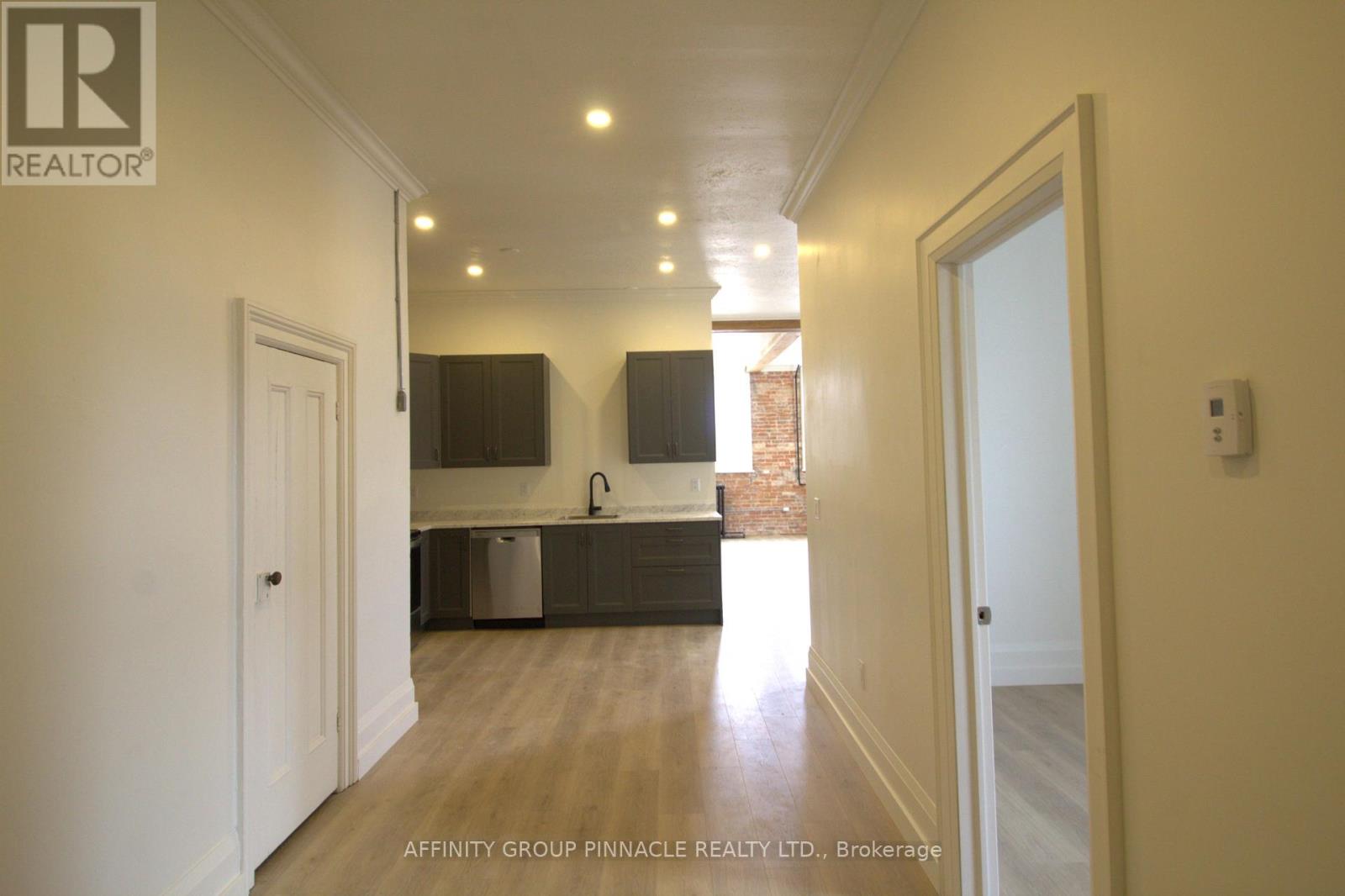 2 - 3 Cambridge Street S, Kawartha Lakes (Lindsay), Ontario  K9V 3B7 - Photo 2 - X12483954