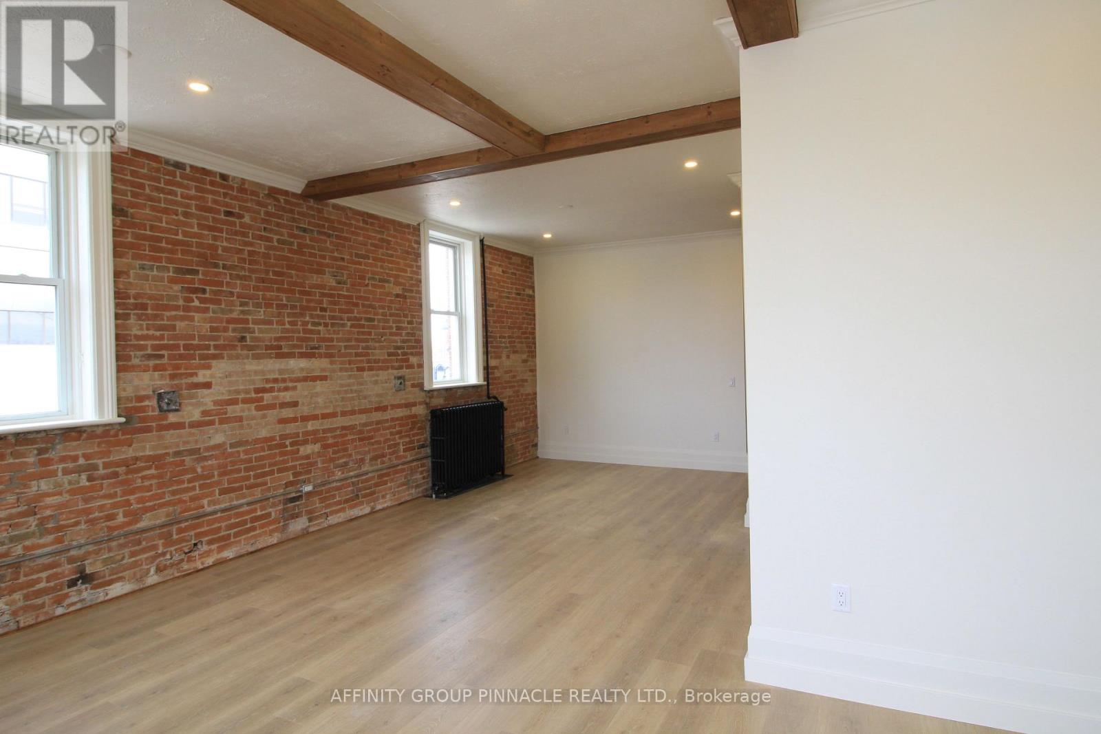 2 - 3 Cambridge Street S, Kawartha Lakes (Lindsay), Ontario  K9V 3B7 - Photo 8 - X12483954