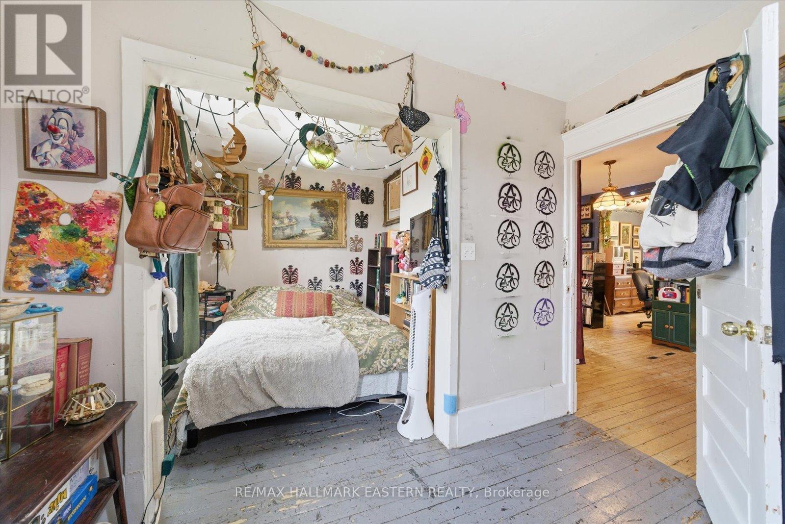 242 Dublin Street, Peterborough (Town Ward 3), Ontario  K9H 3B8 - Photo 20 - X12484029