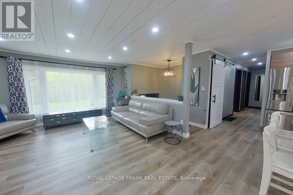 4053 County Rd 36, Trent Lakes, Ontario  K0L 1J0 - Photo 12 - X12484135