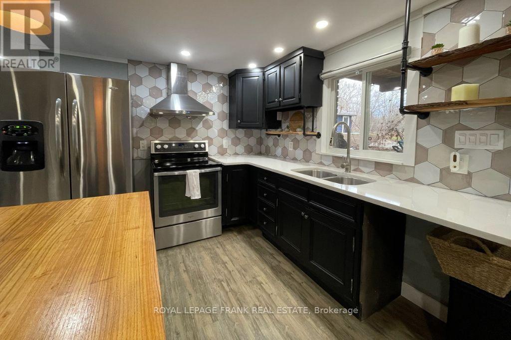 4053 County Rd 36, Trent Lakes, Ontario  K0L 1J0 - Photo 22 - X12484135