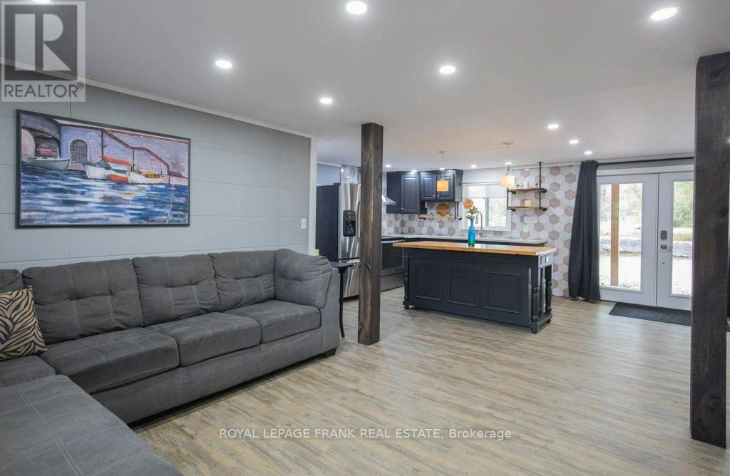 4053 County Rd 36, Trent Lakes, Ontario  K0L 1J0 - Photo 28 - X12484135