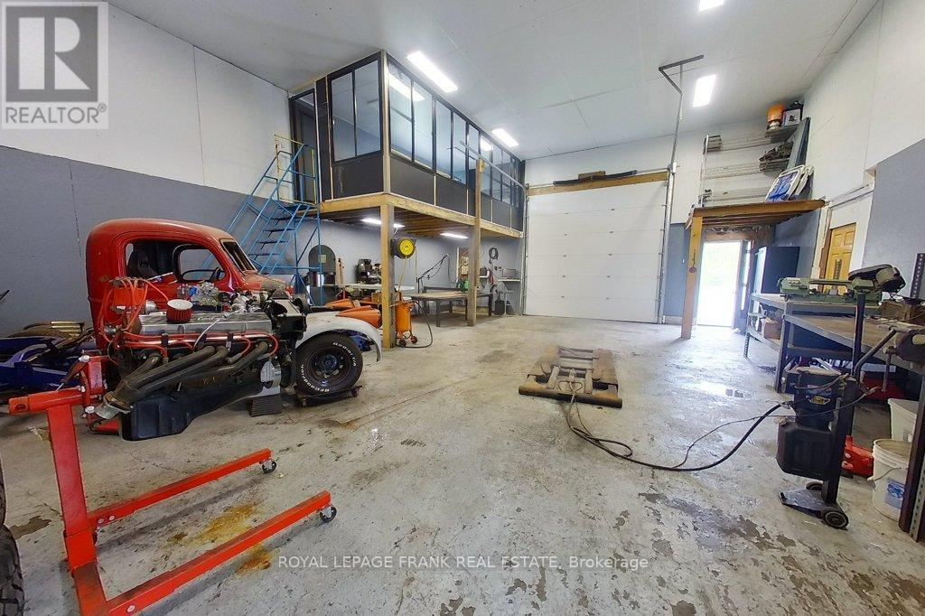 4053 County Rd 36, Trent Lakes, Ontario  K0L 1J0 - Photo 34 - X12484135