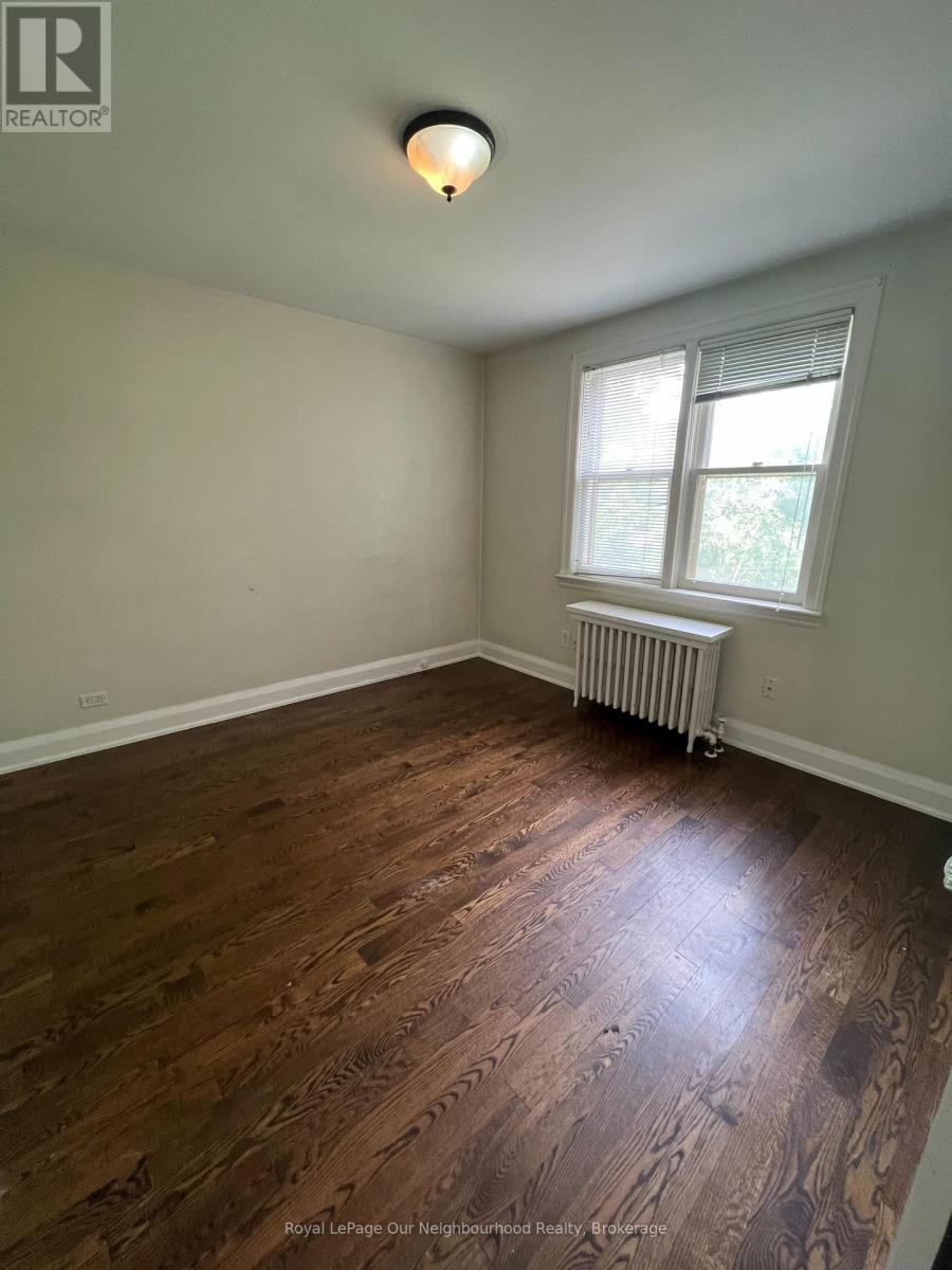 642 Bolivar Street, Peterborough (Monaghan Ward 2), Ontario  K9J 4S2 - Photo 11 - X12484137