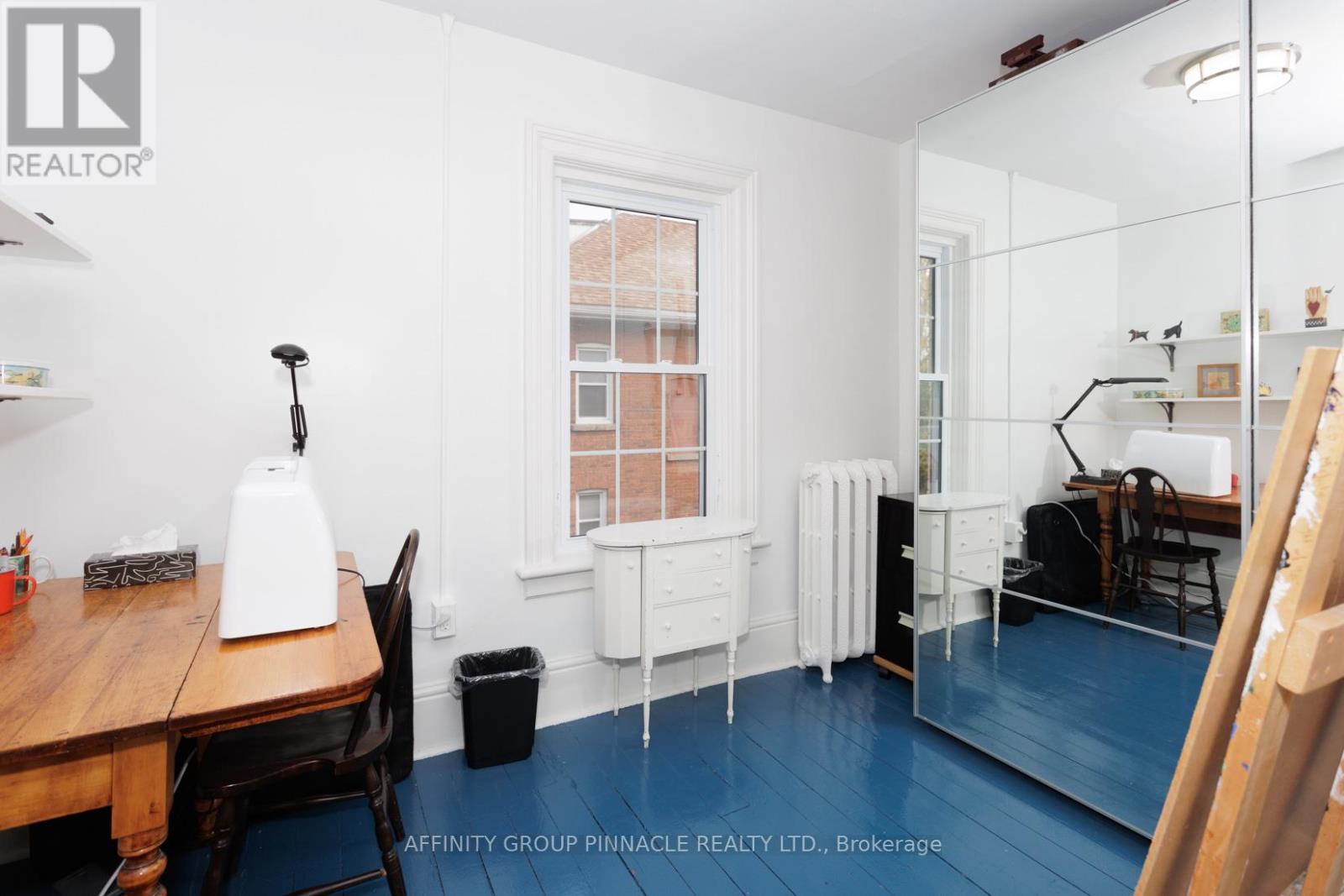 12 Russell Street E, Kawartha Lakes (Lindsay), Ontario  K9V 1Z8 - Photo 34 - X12484322