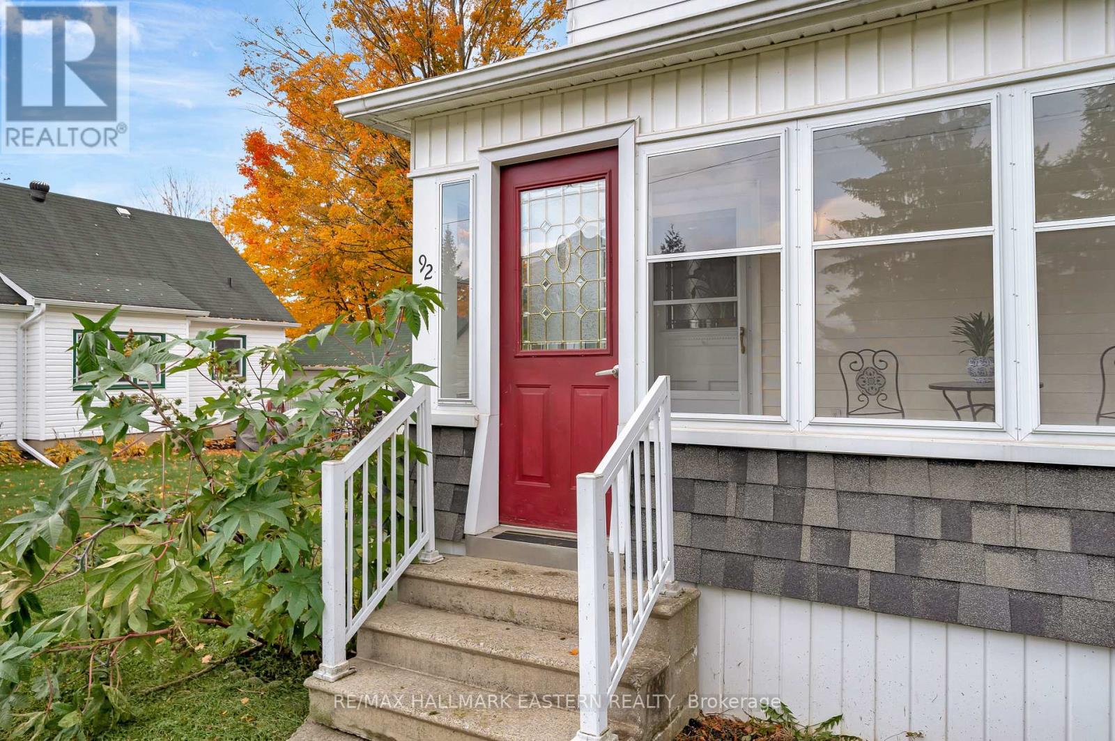 92 Booth Street S, Trent Hills (Campbellford), Ontario  K0L 1L0 - Photo 9 - X12484481