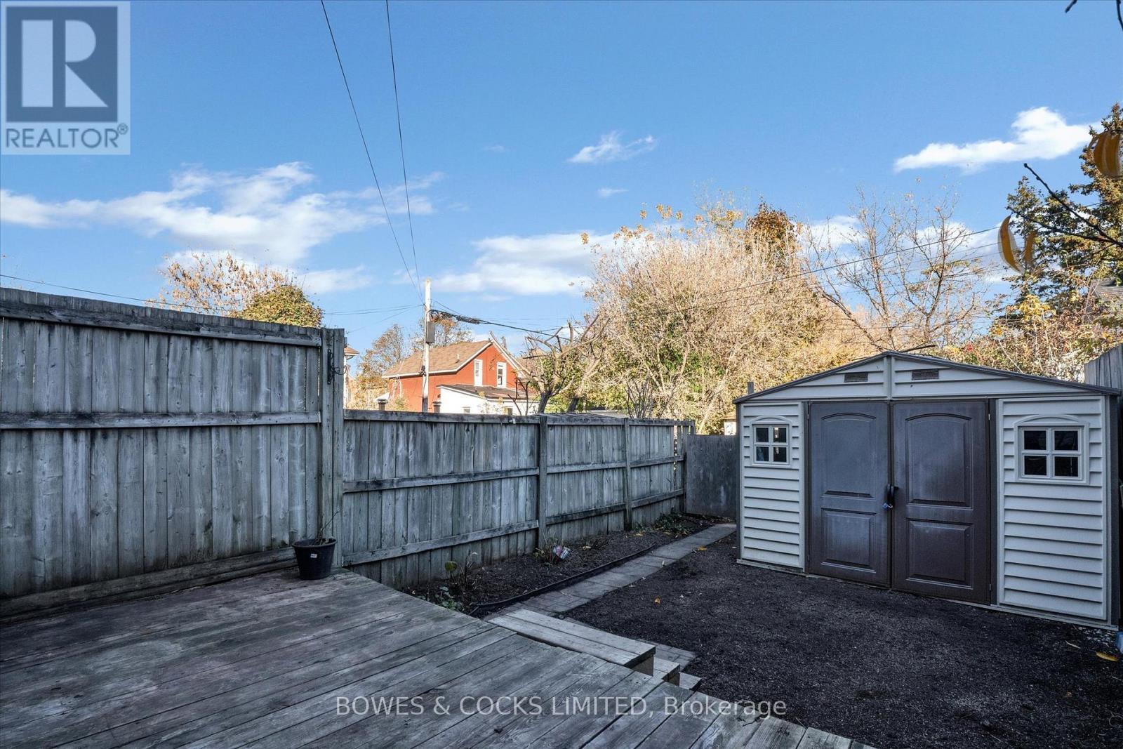 266 Wolfe Street, Peterborough (Town Ward 3), Ontario  K9J 2L3 - Photo 26 - X12484517