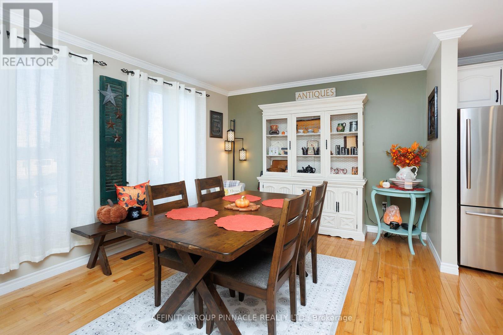 3 Edwin Street, Kawartha Lakes (Lindsay), Ontario  K9V 4X9 - Photo 12 - X12484552