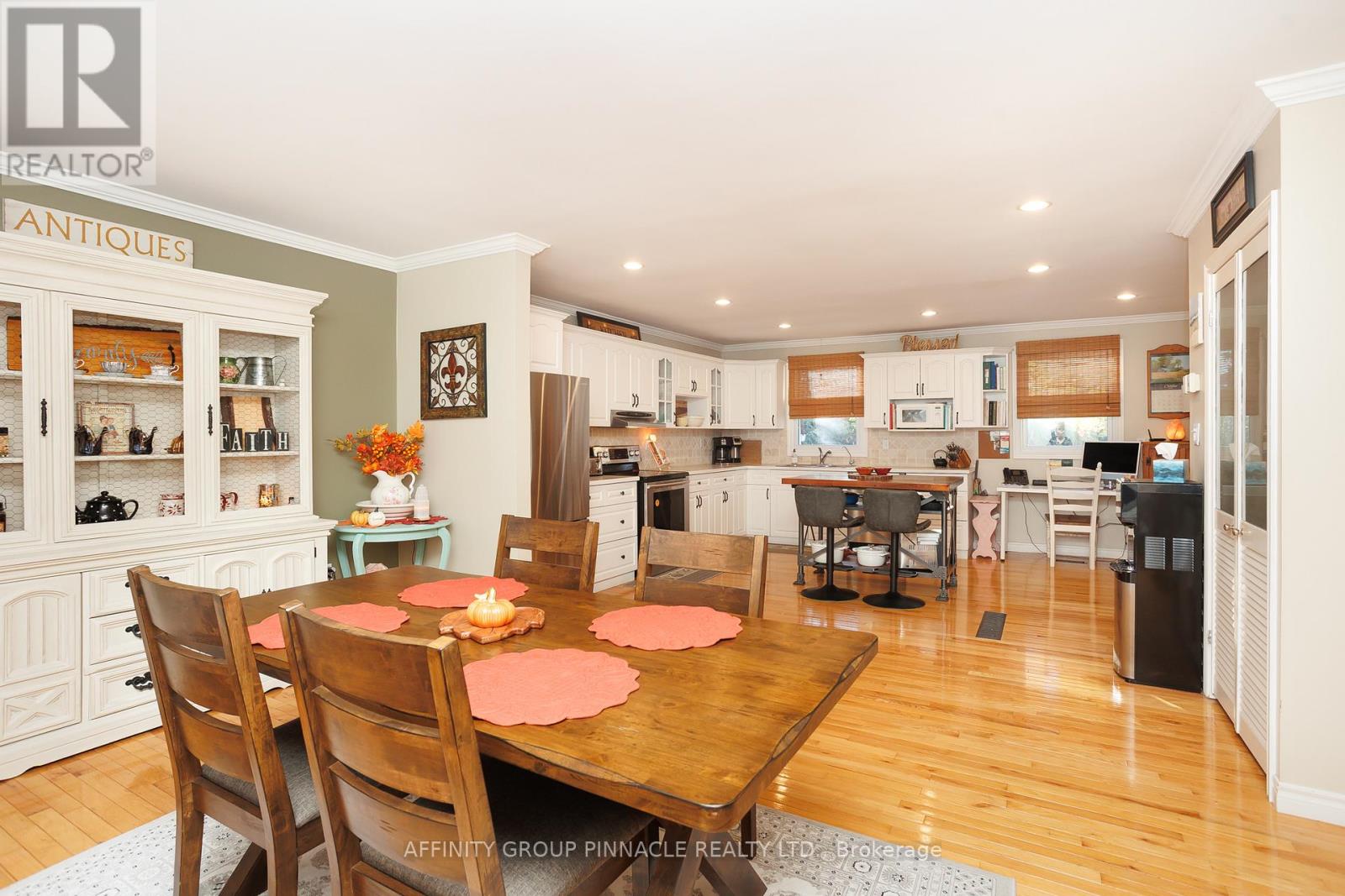 3 Edwin Street, Kawartha Lakes (Lindsay), Ontario  K9V 4X9 - Photo 13 - X12484552