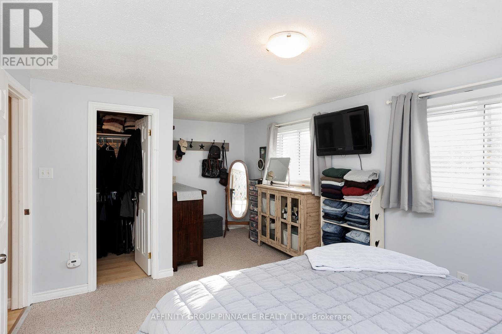 3 Edwin Street, Kawartha Lakes (Lindsay), Ontario  K9V 4X9 - Photo 33 - X12484552