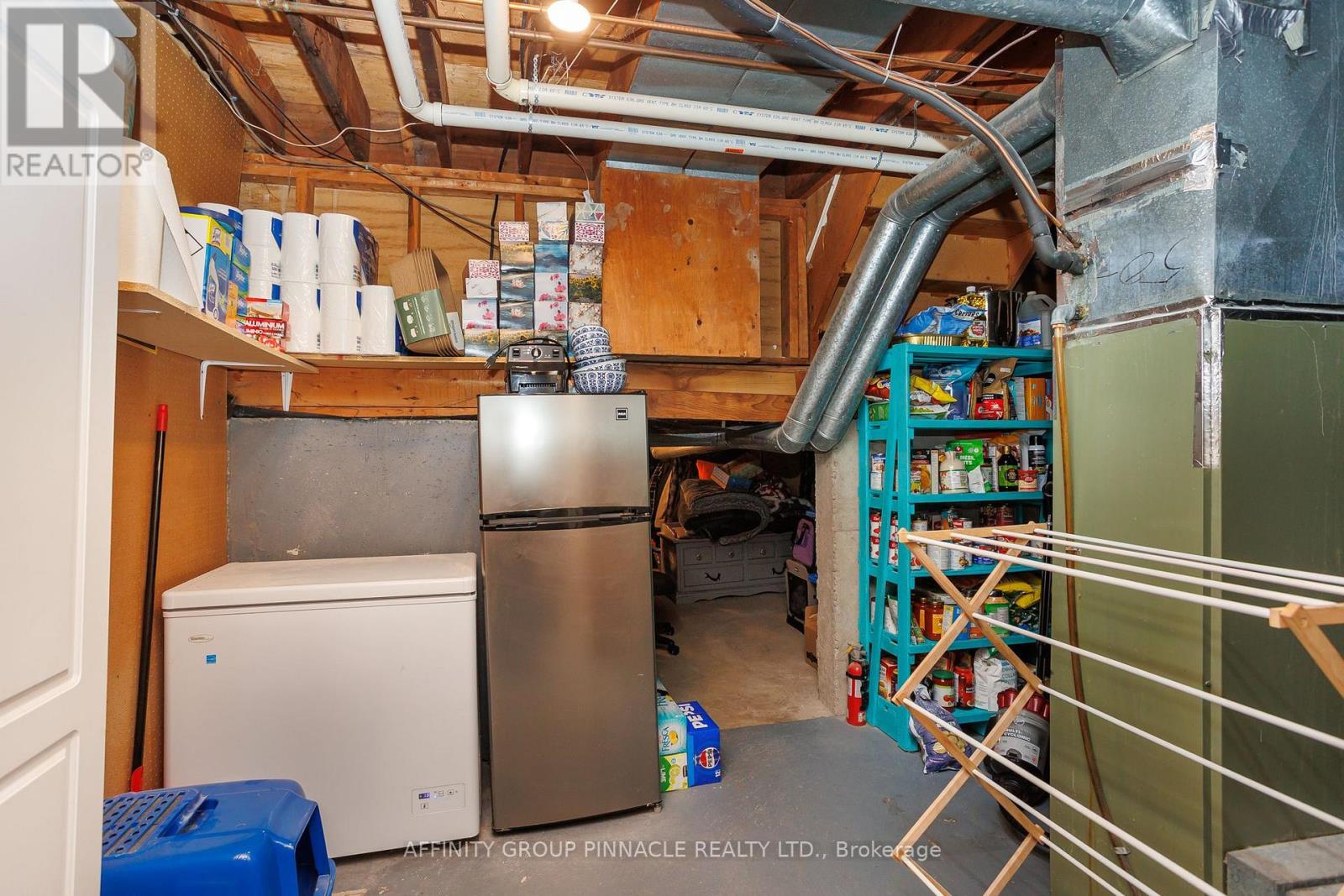 3 Edwin Street, Kawartha Lakes (Lindsay), Ontario  K9V 4X9 - Photo 39 - X12484552