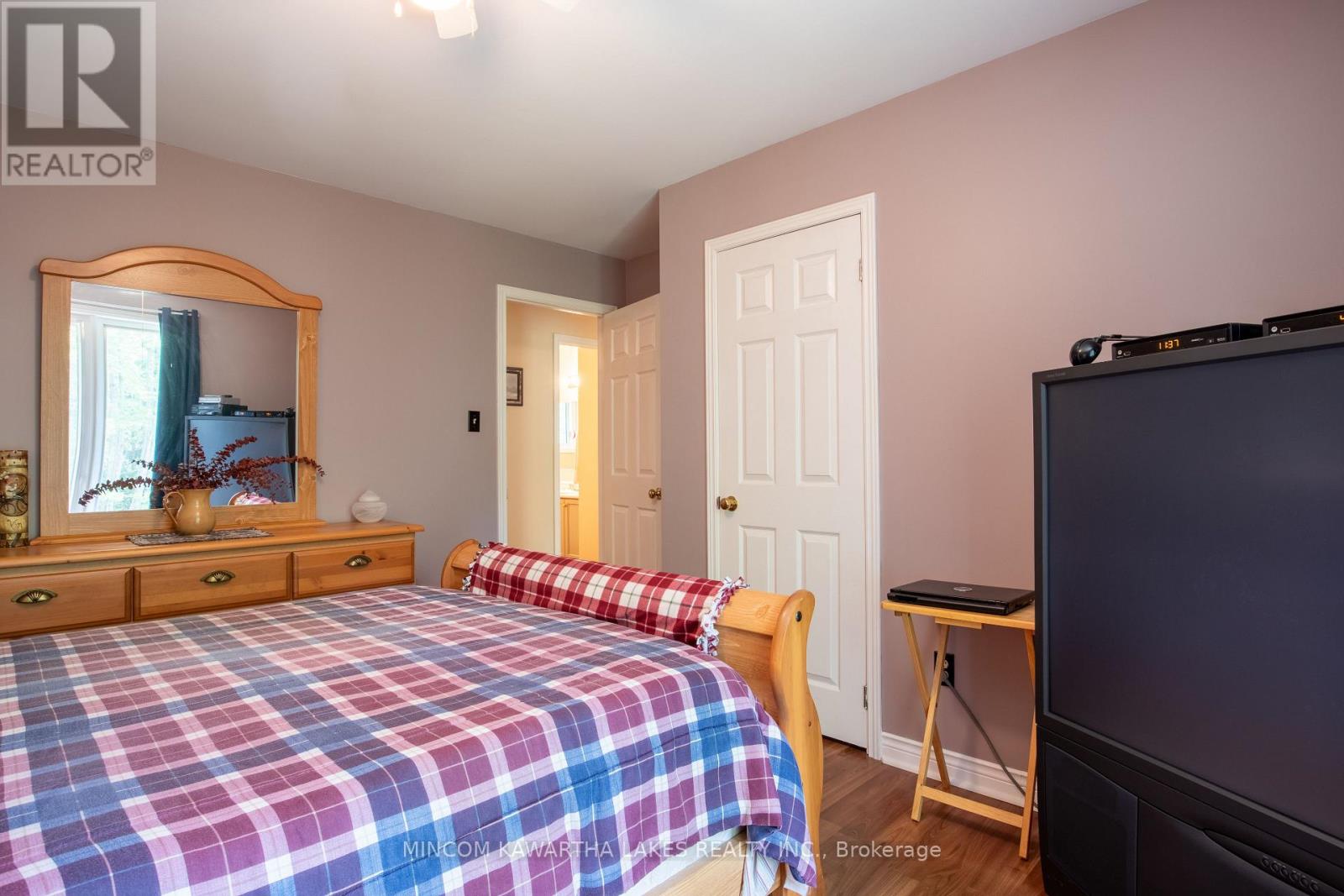 1662 County Rd 504, North Kawartha, Ontario  K0L 1A0 - Photo 34 - X12485017