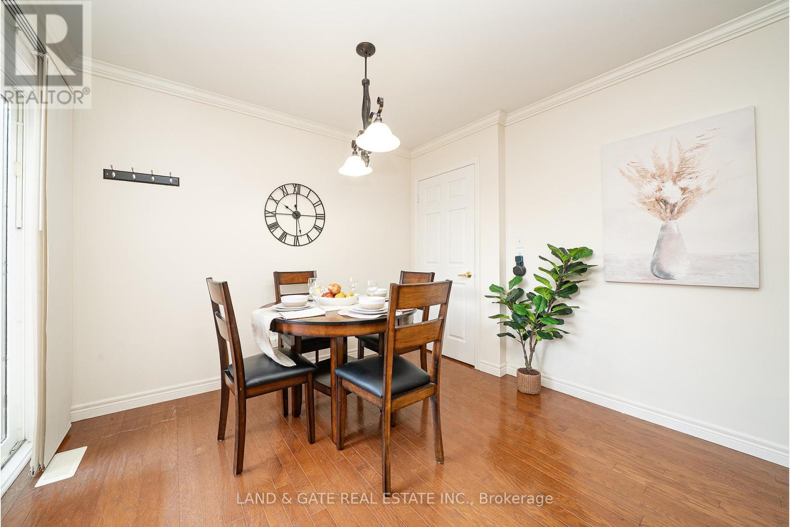 1389 Hancox Court, Peterborough (Monaghan Ward 2), Ontario  K9K 2M1 - Photo 11 - X12485045