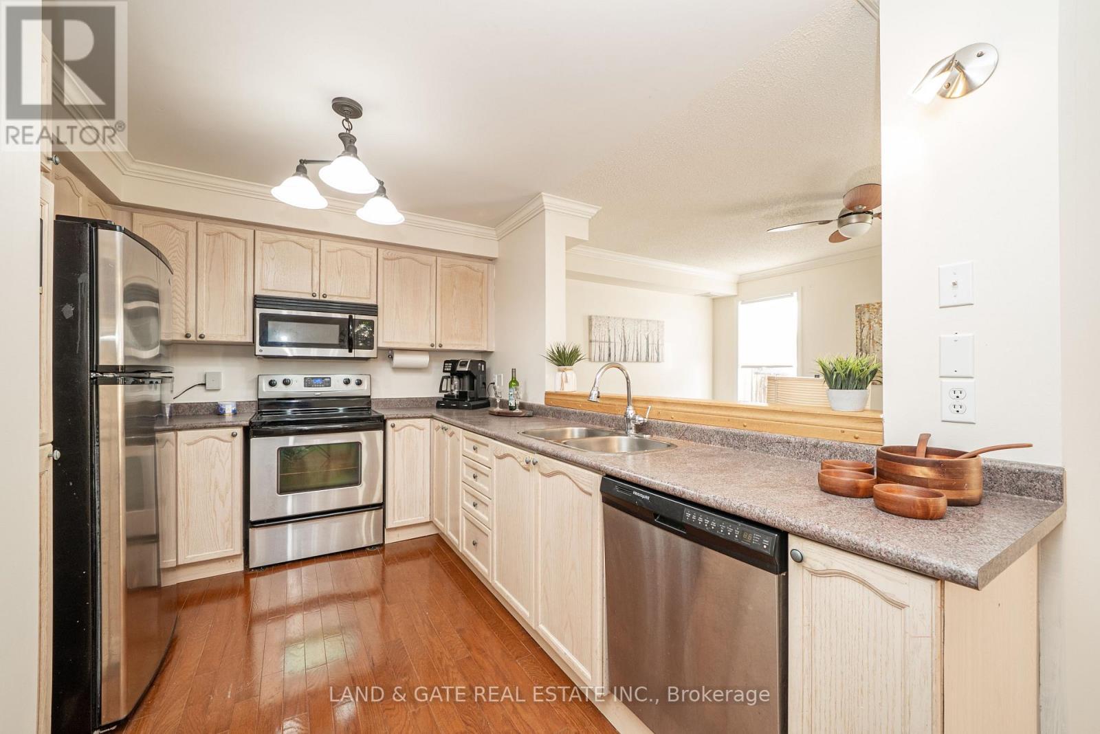 1389 Hancox Court, Peterborough (Monaghan Ward 2), Ontario  K9K 2M1 - Photo 8 - X12485045