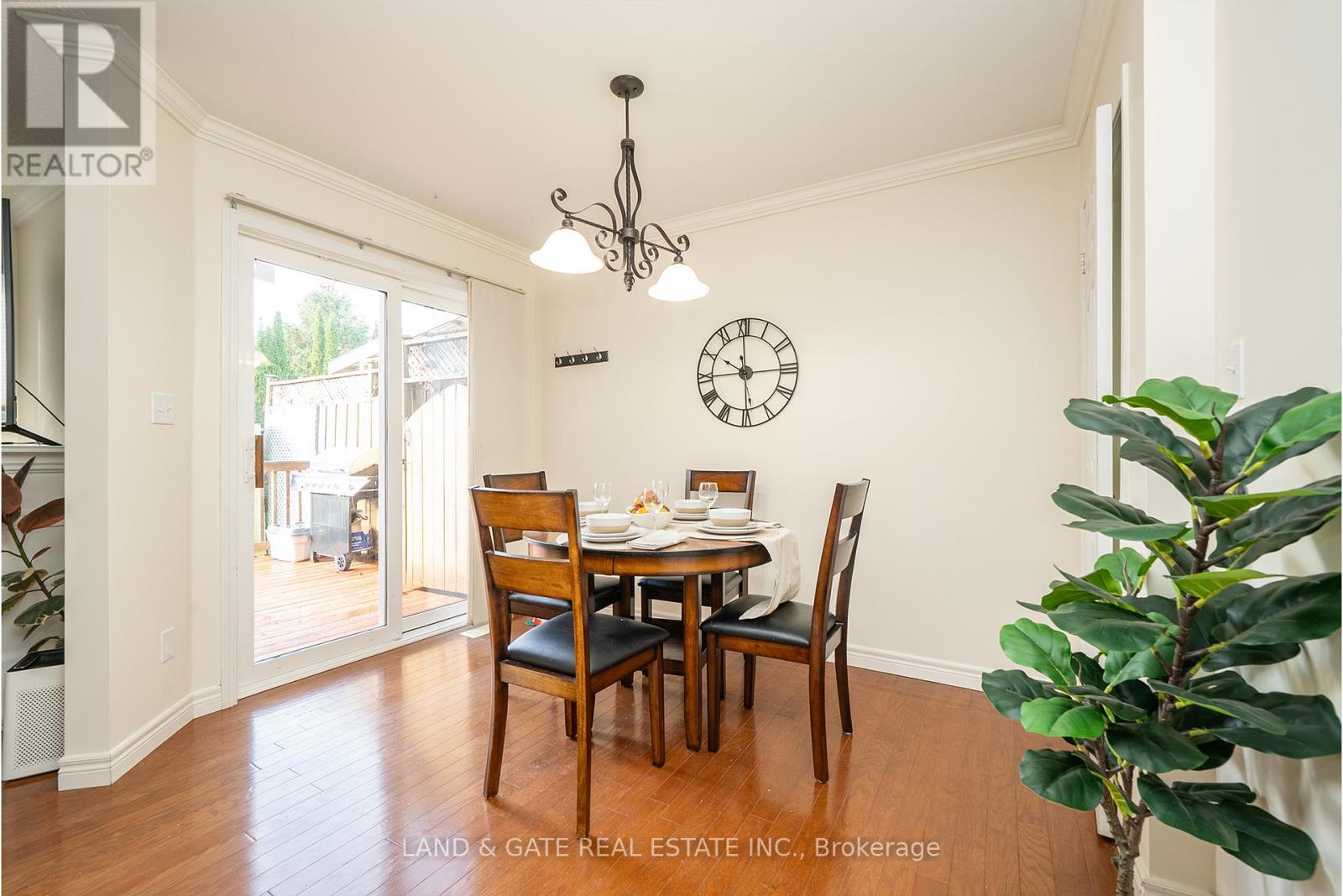 1389 Hancox Court, Peterborough (Monaghan Ward 2), Ontario  K9K 2M1 - Photo 9 - X12485045