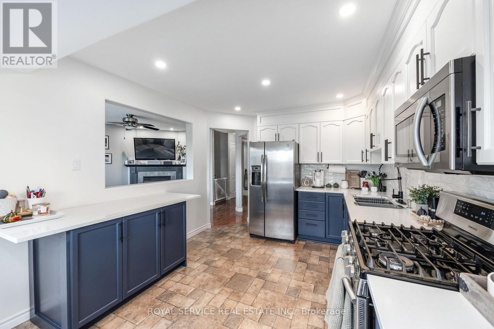 446 Abound Crescent, Peterborough (Ashburnham Ward 4), Ontario  K9J 8S2 - Photo 12 - X12485046