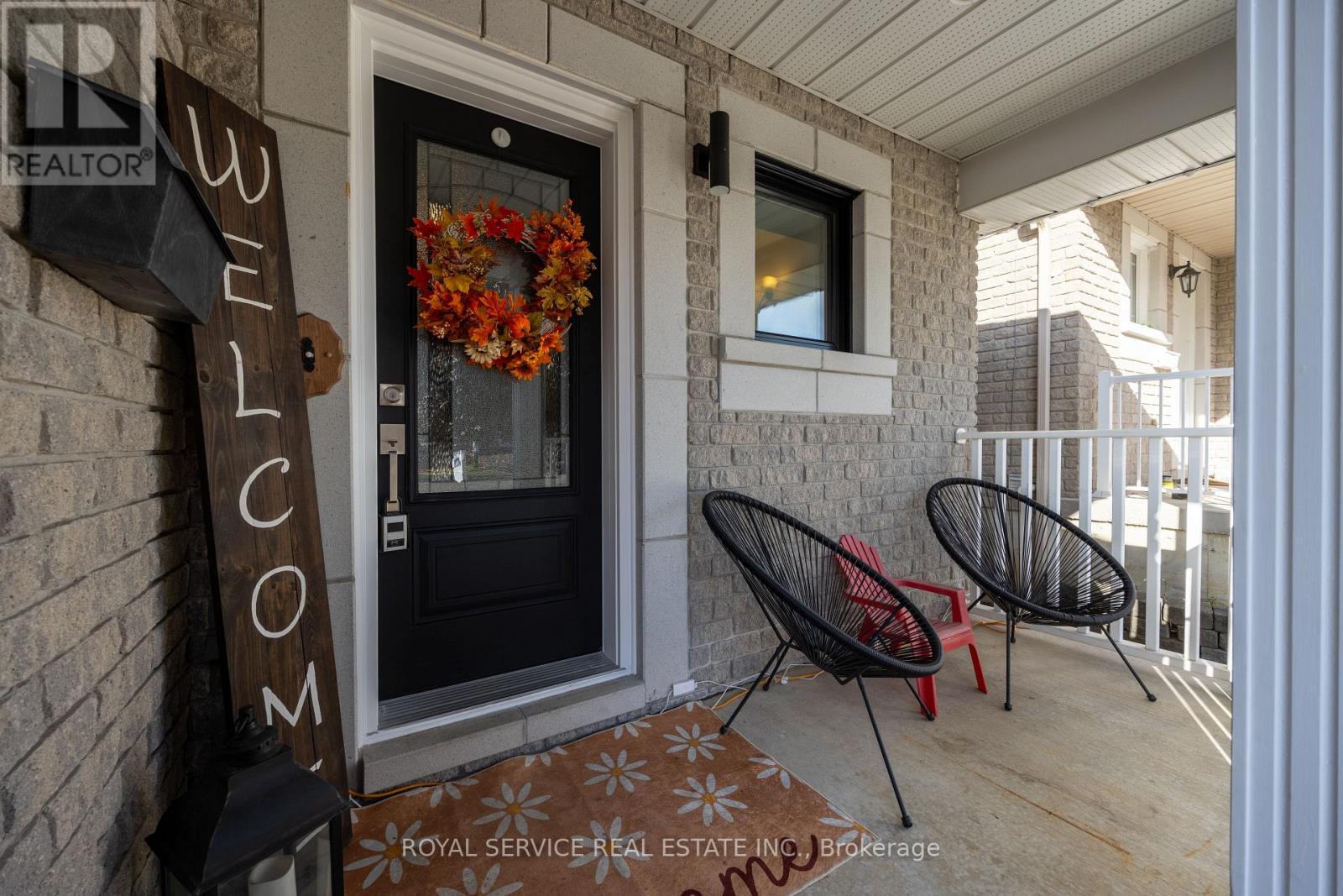 446 Abound Crescent, Peterborough (Ashburnham Ward 4), Ontario  K9J 8S2 - Photo 3 - X12485046