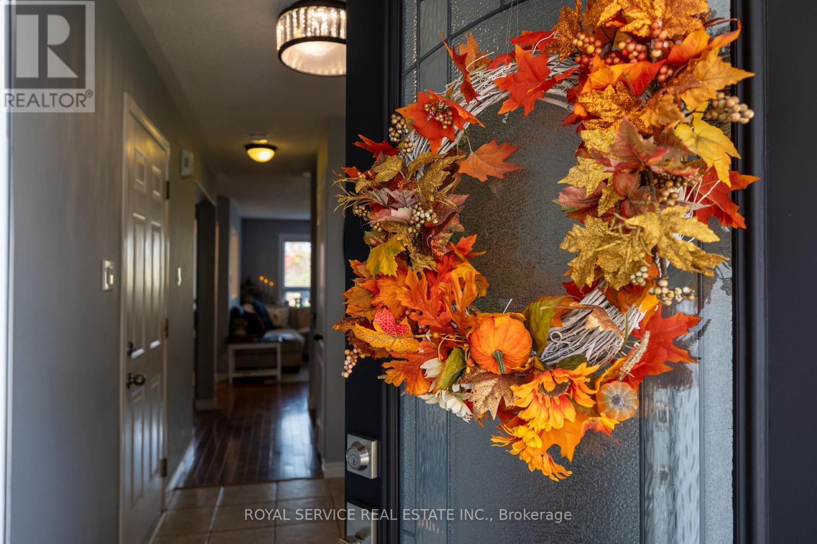 446 Abound Crescent, Peterborough (Ashburnham Ward 4), Ontario  K9J 8S2 - Photo 4 - X12485046