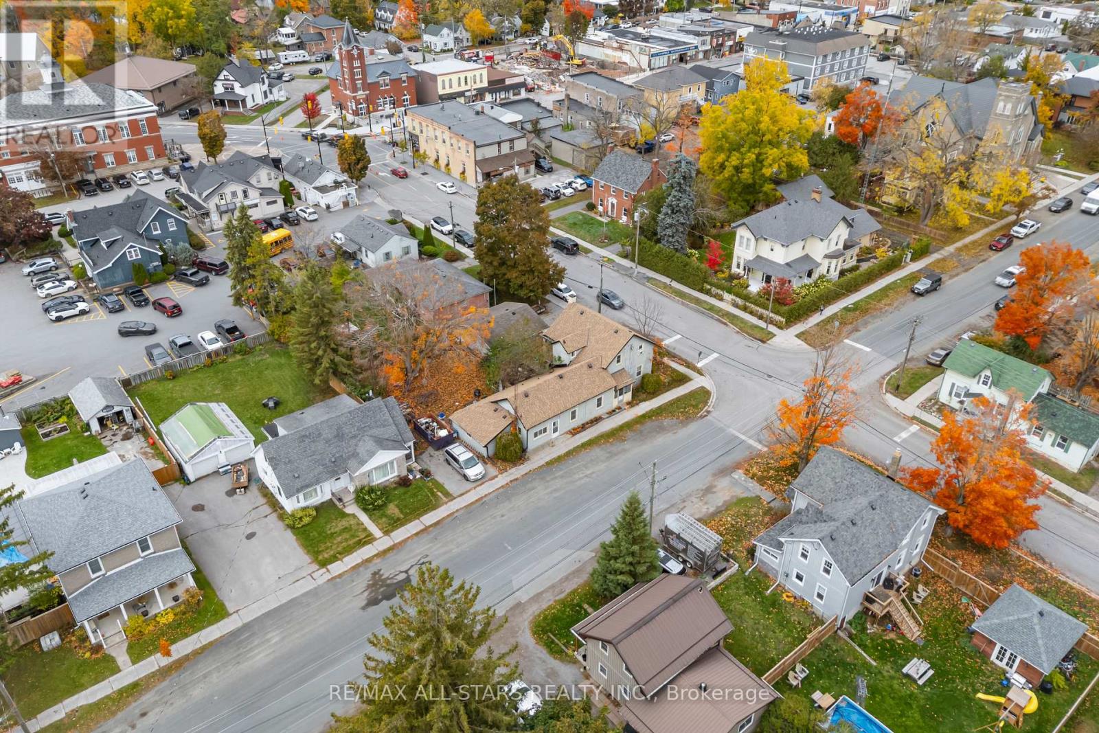 15 Albert Street, Selwyn, Ontario  K0L 2H0 - Photo 1 - X12485092