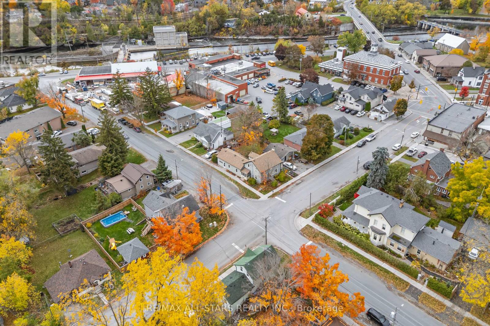 15 Albert Street, Selwyn, Ontario  K0L 2H0 - Photo 11 - X12485092