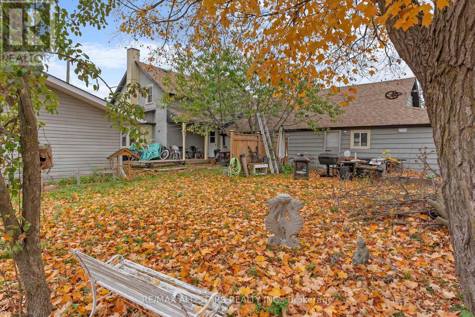 15 Albert Street, Selwyn, Ontario  K0L 2H0 - Photo 9 - X12485092