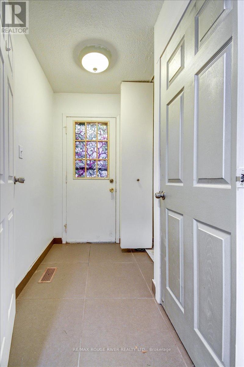 920 Rochelle Court, Peterborough (Ashburnham Ward 4), Ontario  K9J 1J7 - Photo 11 - X12485304