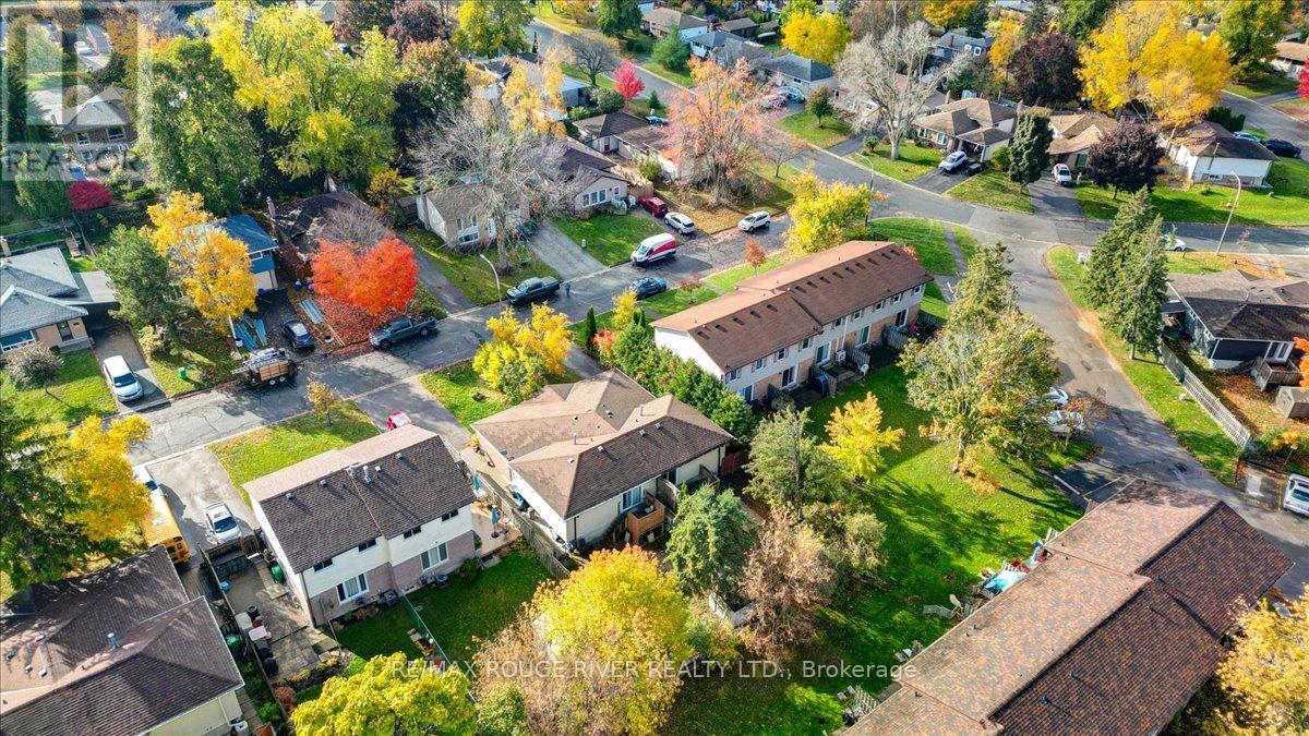 920 Rochelle Court, Peterborough (Ashburnham Ward 4), Ontario  K9J 1J7 - Photo 36 - X12485304