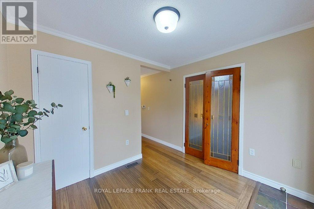 324 Towerhill Road, Peterborough (Northcrest Ward 5), Ontario  K9H 7R7 - Photo 15 - X12485324