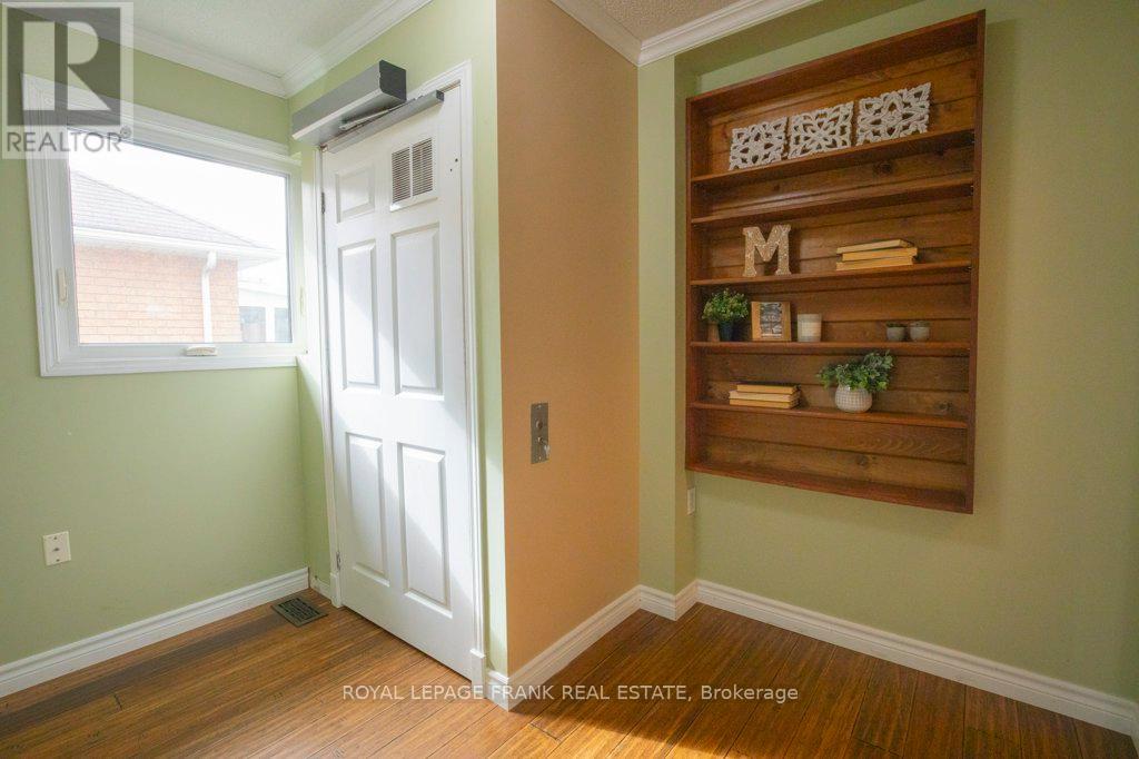 324 Towerhill Road, Peterborough (Northcrest Ward 5), Ontario  K9H 7R7 - Photo 24 - X12485324