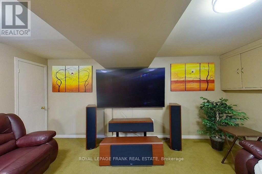 324 Towerhill Road, Peterborough (Northcrest Ward 5), Ontario  K9H 7R7 - Photo 33 - X12485324