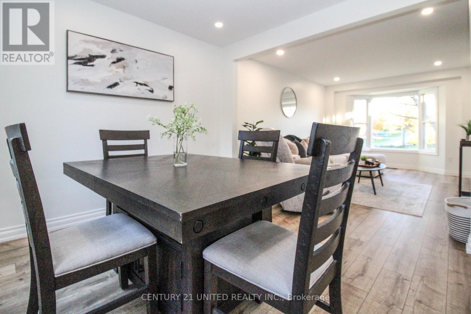 220 Ridgewood Road, Peterborough (Monaghan Ward 2), Ontario  K9J 8A3 - Photo 11 - X12485518