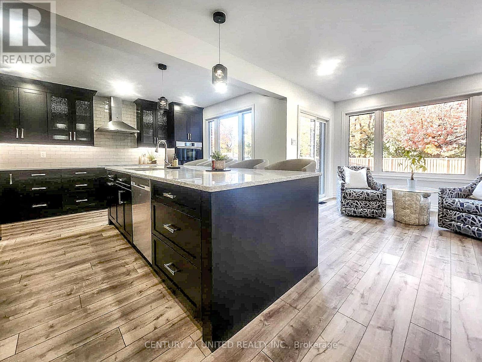 220 Ridgewood Road, Peterborough (Monaghan Ward 2), Ontario  K9J 8A3 - Photo 14 - X12485518