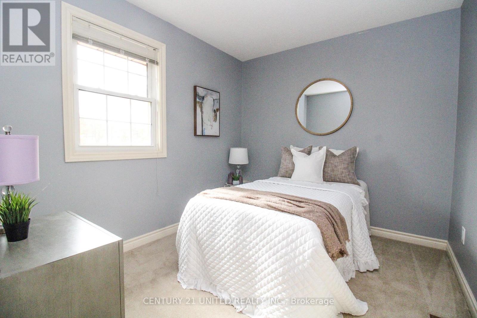 220 Ridgewood Road, Peterborough (Monaghan Ward 2), Ontario  K9J 8A3 - Photo 28 - X12485518