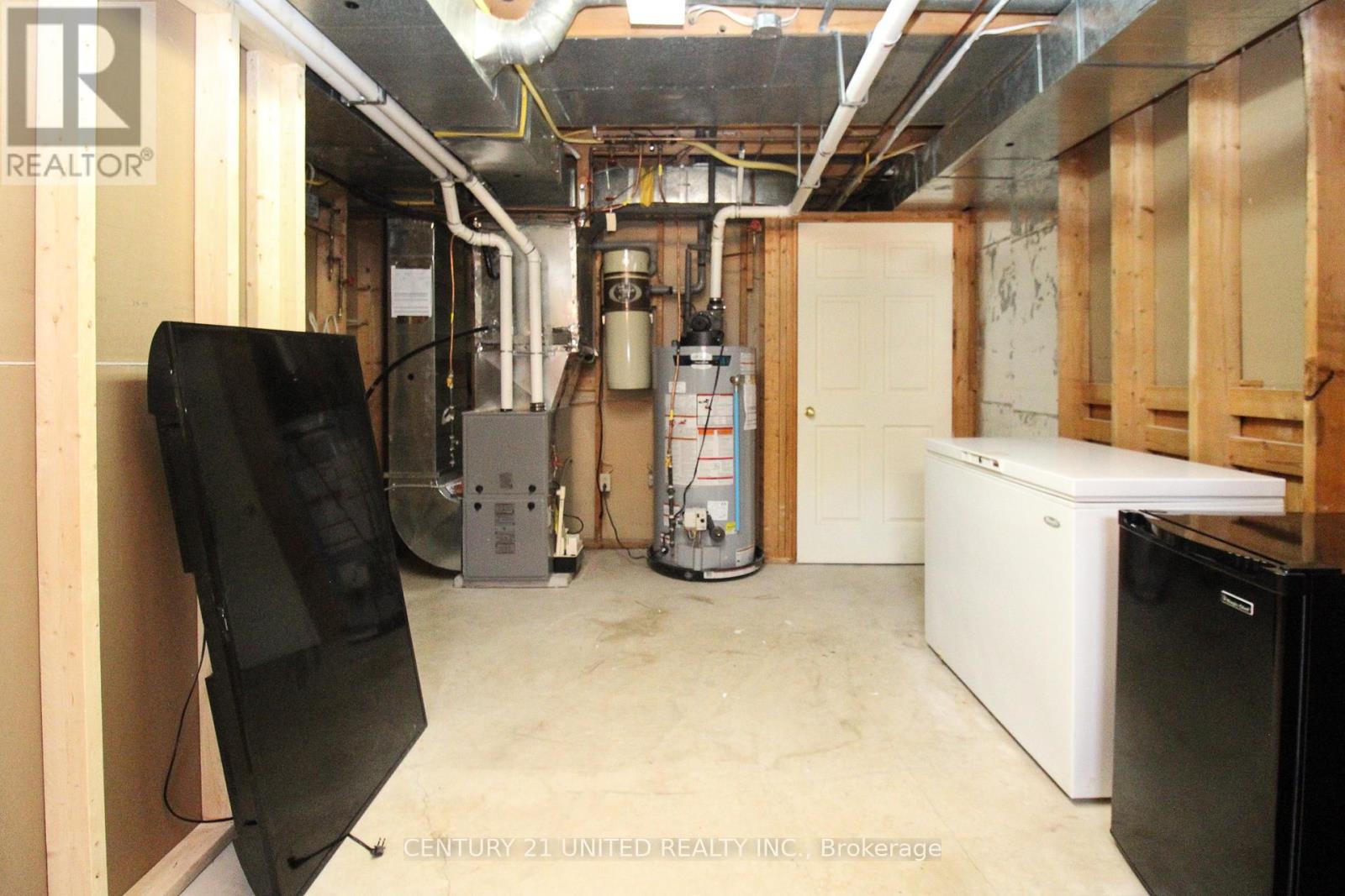 220 Ridgewood Road, Peterborough (Monaghan Ward 2), Ontario  K9J 8A3 - Photo 36 - X12485518