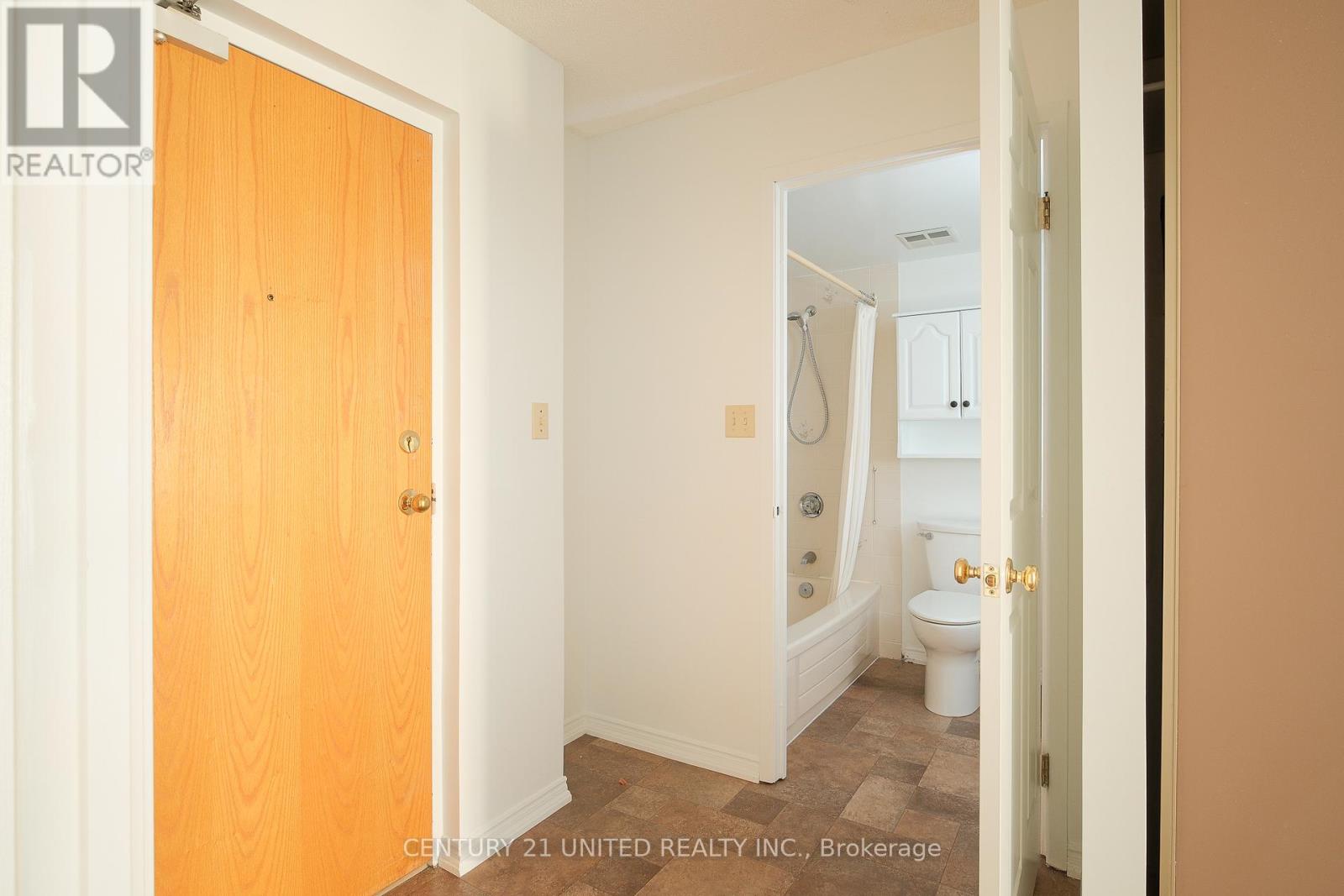 222 - 921 Armour Road, Peterborough (Ashburnham Ward 4), Ontario  K9H 7K5 - Photo 3 - X12485804