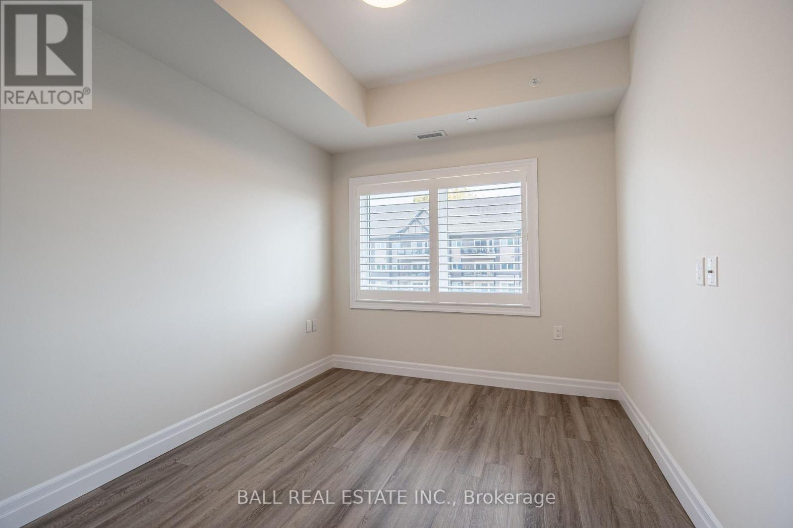 340 Florence Drive, Peterborough (Monaghan Ward 2), Ontario  K9J 0K4 - Photo 6 - X12485967