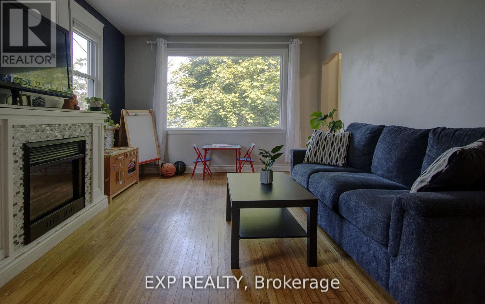 349 Euclid Avenue, Peterborough (Ashburnham Ward 4), Ontario  K9H 1M7 - Photo 4 - X12485969