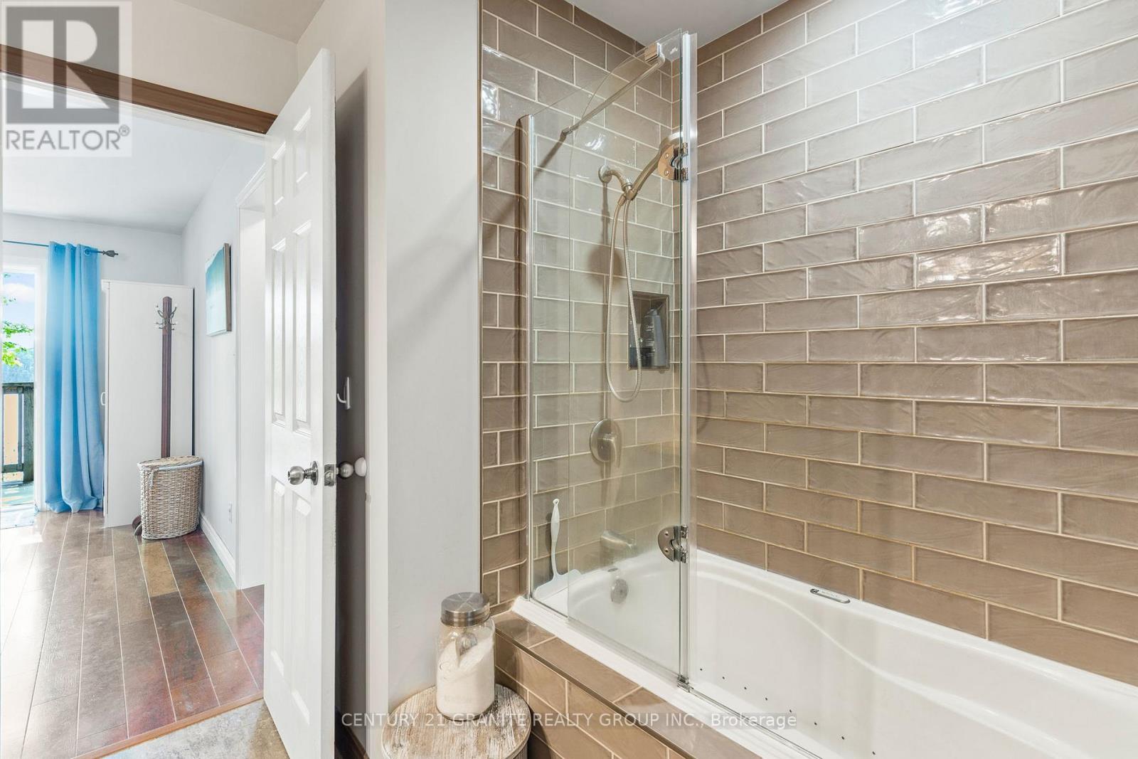 1140 Regal Trail, Highlands East (Cardiff Ward), Ontario  K0L 1C0 - Photo 18 - X12485979