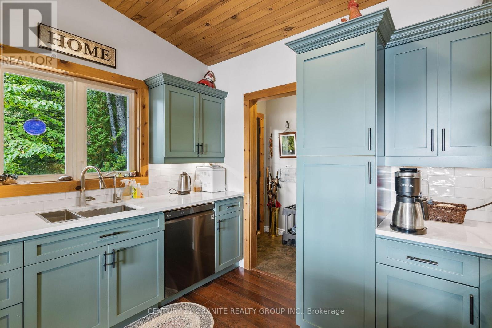 1140 Regal Trail, Highlands East (Cardiff Ward), Ontario  K0L 1C0 - Photo 5 - X12485979