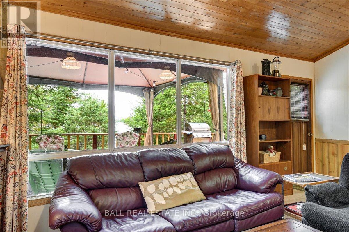 40 South Jordan Lake Road, Tudor And Cashel (Tudor Ward), Ontario  K0L 1W0 - Photo 9 - X12486033