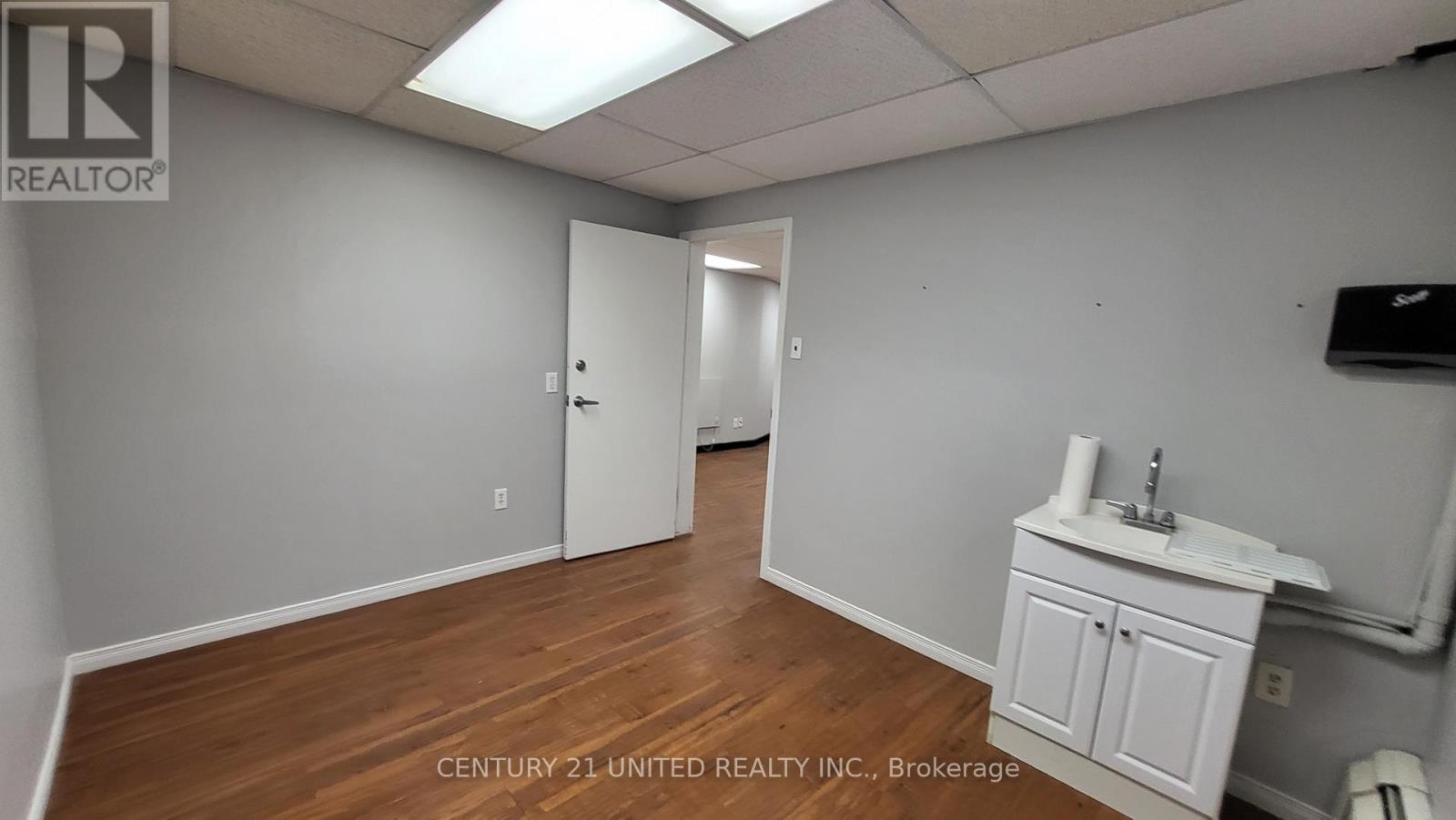 80 Hunter Street E, Peterborough (Ashburnham Ward 4), Ontario  K9H 1G5 - Photo 17 - X12486149