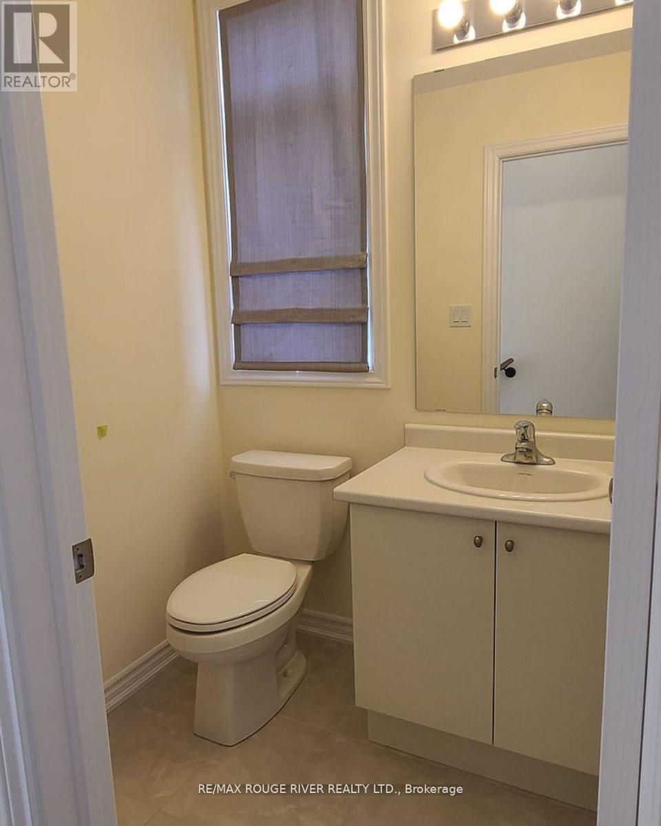 72 Hickey Lane, Kawartha Lakes (Lindsay), Ontario  K9V 5V5 - Photo 4 - X12486255