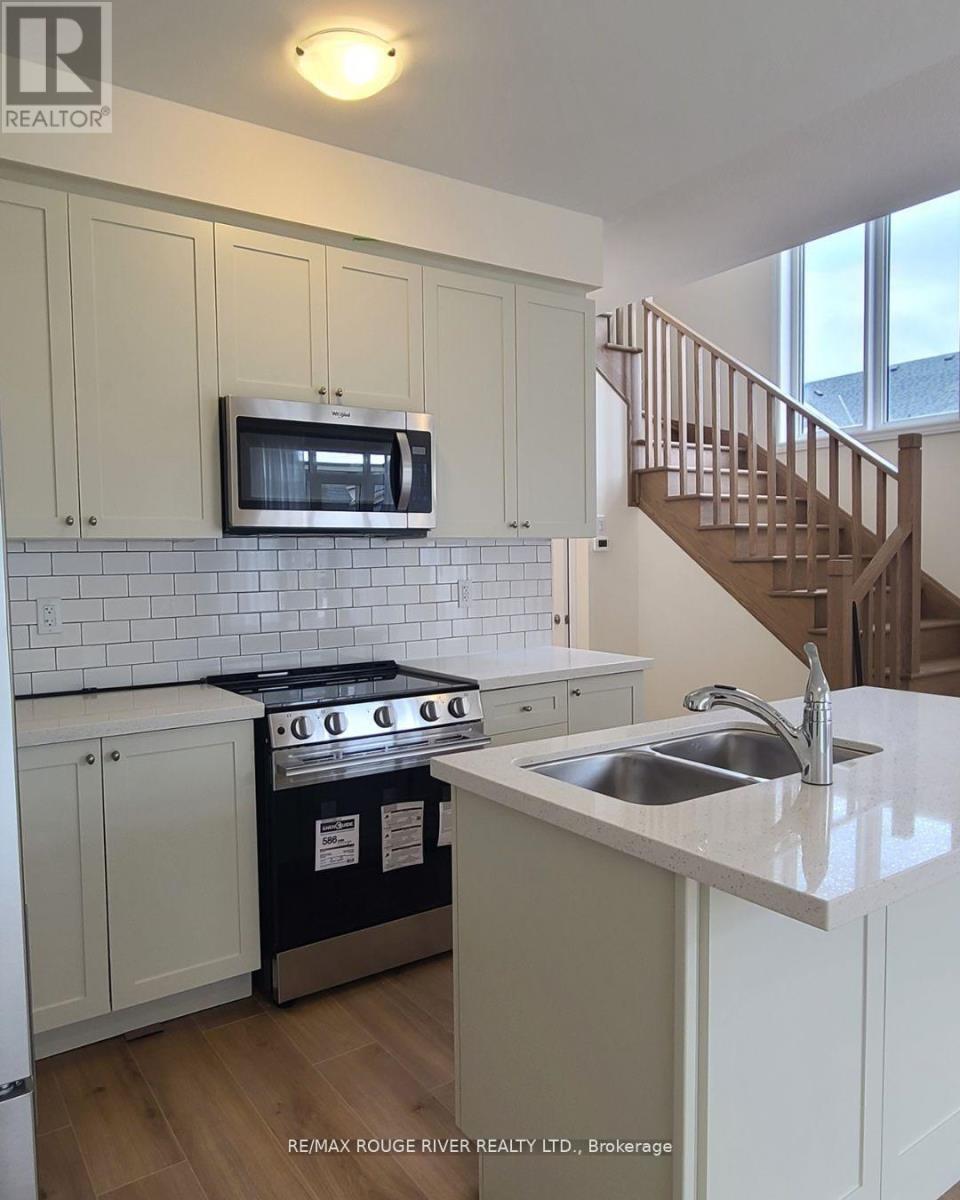 72 Hickey Lane, Kawartha Lakes (Lindsay), Ontario  K9V 5V5 - Photo 5 - X12486255