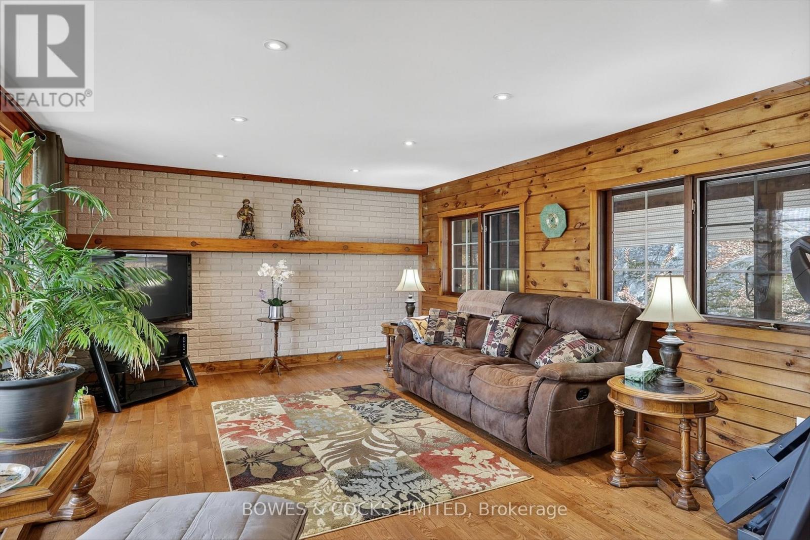 82 Bay Lake Road, Bancroft (Dungannon Ward), Ontario  K0L 2L0 - Photo 6 - X12486525