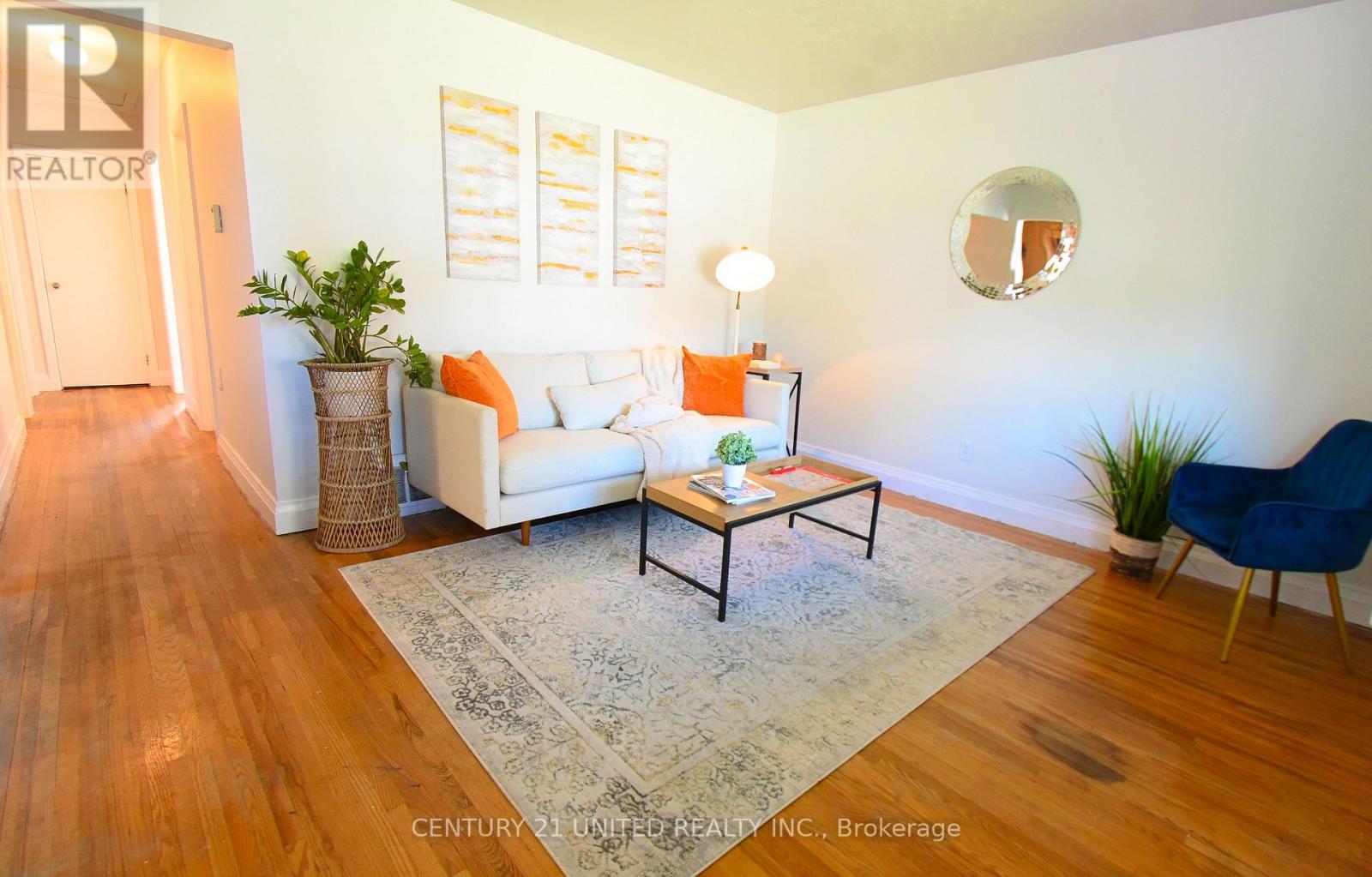 567 O'connell Road, Peterborough (Otonabee Ward 1), Ontario  K9J 4E2 - Photo 7 - X12486645