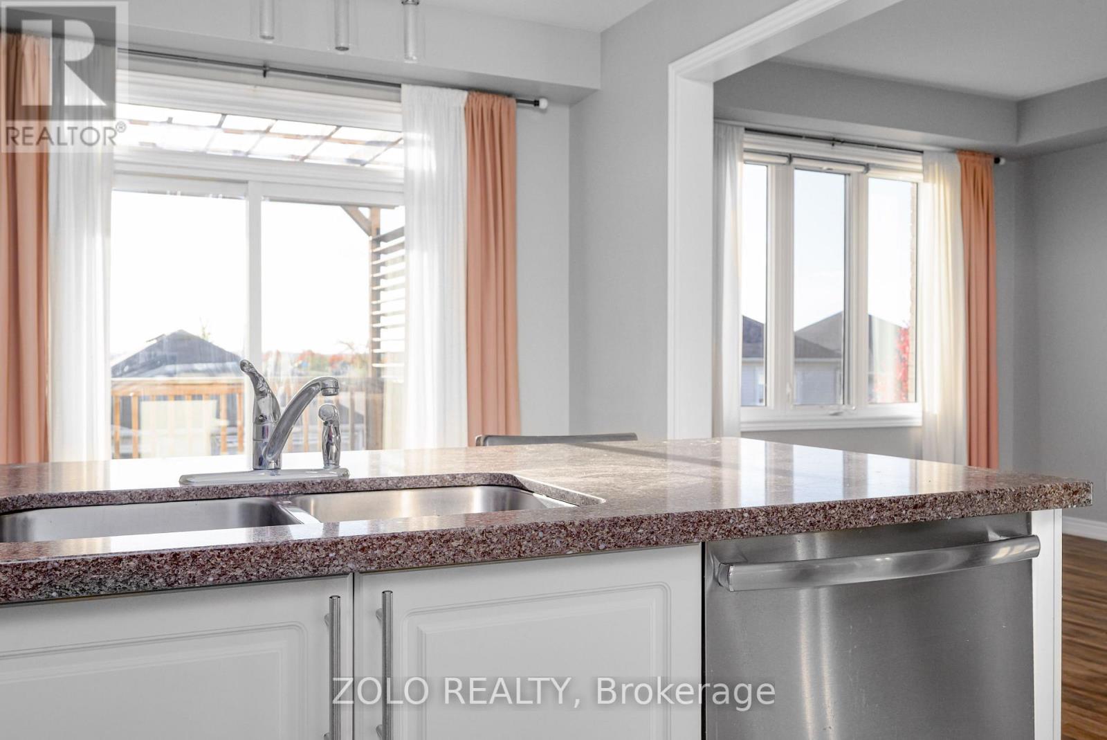 417 Florence Drive, Peterborough (Monaghan Ward 2), Ontario  K9J 0H7 - Photo 13 - X12487024